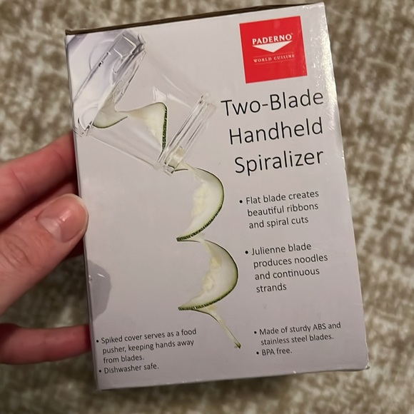 Handheld spiral peeler nwt - Picture 2 of 3